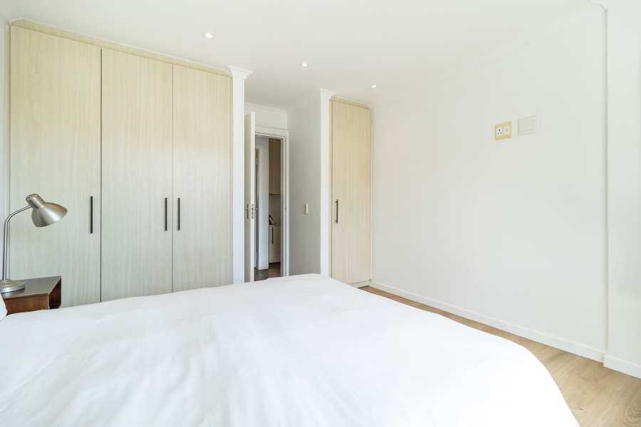 To Let 3 Bedroom Property for Rent in Vredehoek Western Cape